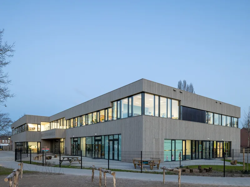 Onderwijs en opvang onder één dak